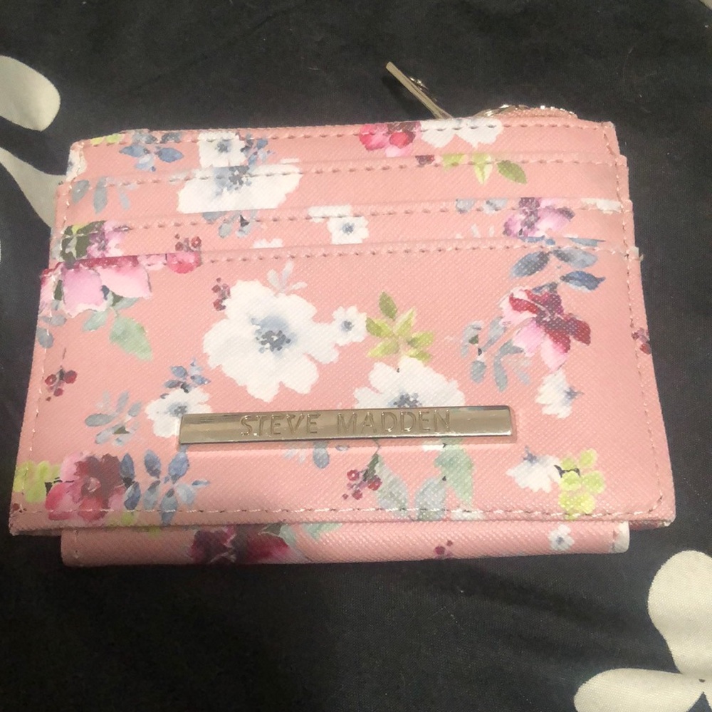 Steve Madden wallet